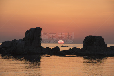 岩石,在之间,岛,岩岛,渔船,天空,美,水平画幅,无人,日出