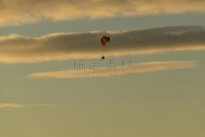索道滑翔翼,高崖跳伞,伍斯特郡,运动,自由,极限运动,风,云,橙色,黄昏