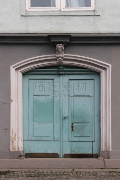 古典式,门,垂直画幅,外立面,仿旧磨损的效果,建筑,木制,无人,路,古老的