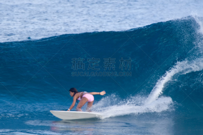 波浪,夏威夷人,青少年,青春期,水平画幅,户外,仅一个少女,海浪,运动,热带气候