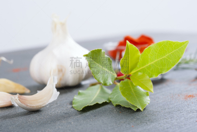 香料,hungarian wax辣椒,蒜头,月桂树叶,蔬菜,暗色,厚木板,食品,丁香,辣椒粉