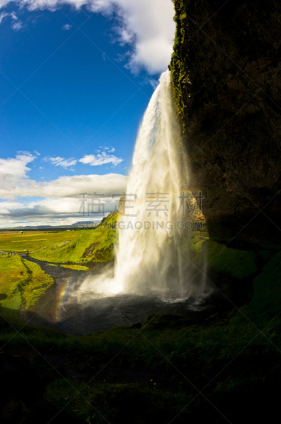 冰岛国,河流,seljalandsfoss waterfall,南,垂直画幅,水,天空,瀑布,夏天,草