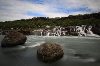 水,瀑布,hraunfossar,冰岛国,桨叉架船,西,river hvita,水平画幅,火山地形,超现实主义的