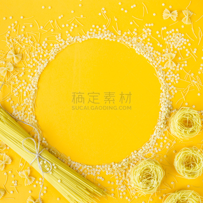 留白,生食,通心粉,圆形,与众不同,色彩鲜艳,空的,黄色背景,素食,传统