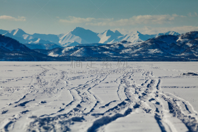 雪上汽车运动,痕迹,自然,度假胜地,水平画幅,山,雪,无人,蓝色,户外