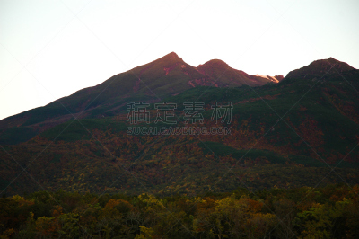 知床五湖,知床山,秋天,日本,黄昏,北海道,黑云杉,知床半岛,天空,水平画幅