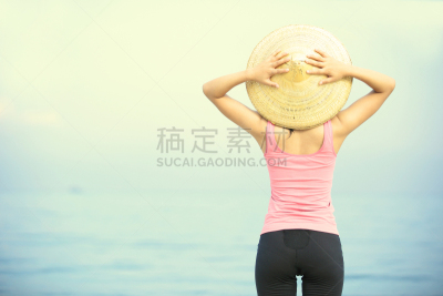 海滩,女人,雨帽,锥形帽,水,天空,留白,水平画幅,草帽,古典式