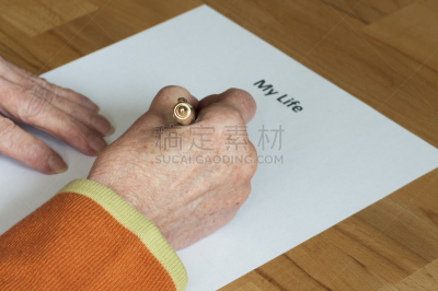 传记,一个人,羊毛帽,自传,水平画幅,书页,特写,文档,仅成年人,部分