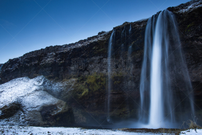 塞里雅兰瀑布,水,天空,seljalandsfoss waterfall,悬崖,水平画幅,岩石,雪,瀑布,蓝色