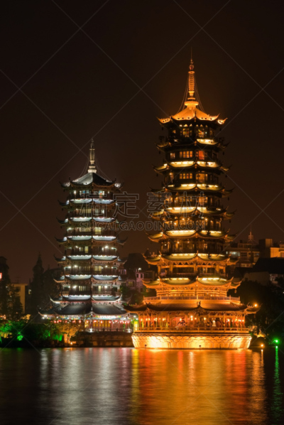 太阳,宝塔,月亮,旅游目的地,水,灵性,夜晚,曙暮光,旅行者,户外