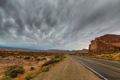 犹他,秋天,沙漠,乌云,雨,马蹄弯,野生白山羊,羚羊谷,著名自然景观,贝瑞丝峡谷