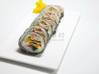 韩国食物,鲔鱼,金枪鱼沙拉三明治,盒装午餐,午餐盒,紫菜,寿司卷,韩语,寿司,饮食产业