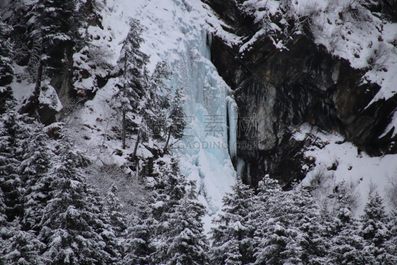 Ice wall in Lüsens, Tyrol, Austria