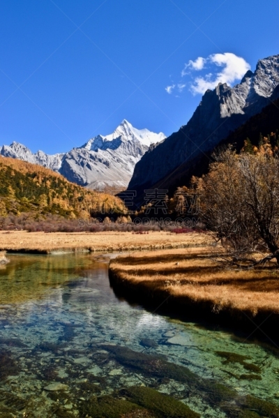 四川省,山,夏诺多吉峰,自然保护区,雪,河流,户外,天空,冰,亚洲