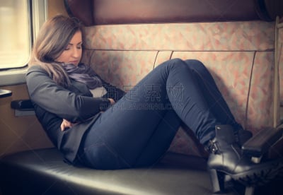 女人,火车,车站月台,铁轨轨道,斜靠,巴士,可爱的,商务,旅途,匈牙利