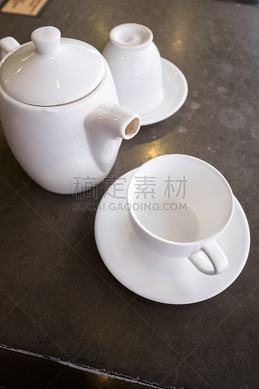 茶碟,茶壶,杯,白色,垂直画幅,早餐,无人,饮料,瓷器,2015年