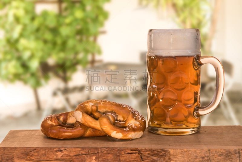 露天啤酒店,椒盐饼干,啤酒,留白,水平画幅,啤酒节,大帐篷,度量衡,传统,慕尼黑啤酒节