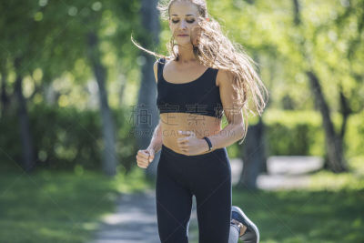 自然美,慢跑,运动服,派克大街,青年女人,女子赛道,径赛项目,四肢,古典式,早晨