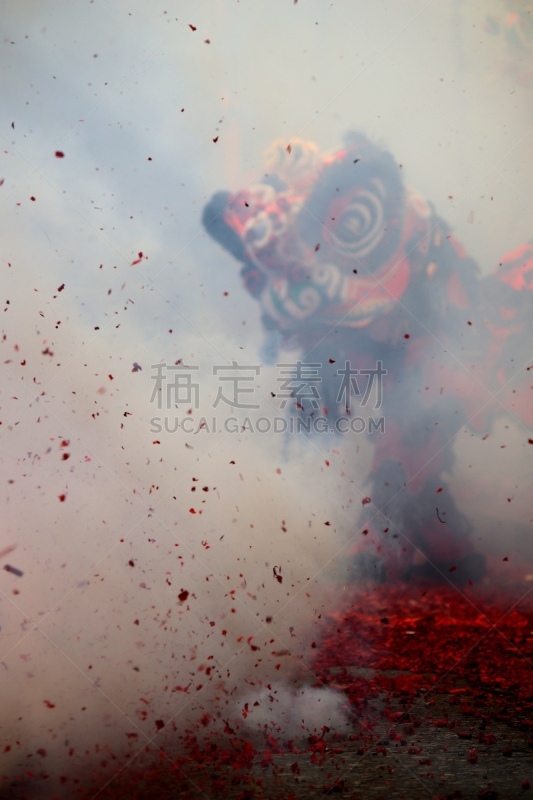 狮王,焰火,新年前夕,亚洲,红色,春节,垂直画幅,舞狮服装,图像,狮子