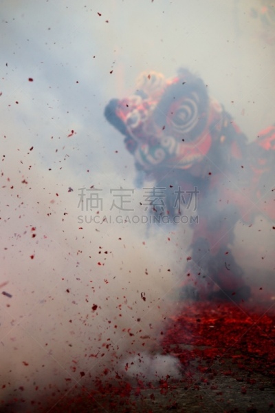 狮王,焰火,新年前夕,亚洲,红色,春节,垂直画幅,舞狮服装,图像,狮子
