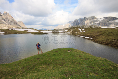 湖,计划书,六白云岩,贝卢诺,瓦雷多三尖峰,水,水平画幅,旅行者,山,多洛米蒂山脉