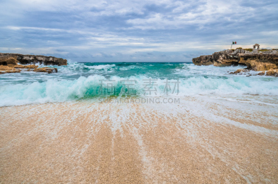 背面视角,海洋,波浪,科苏梅尔,墨西哥,紧迫,水,天空,水平画幅