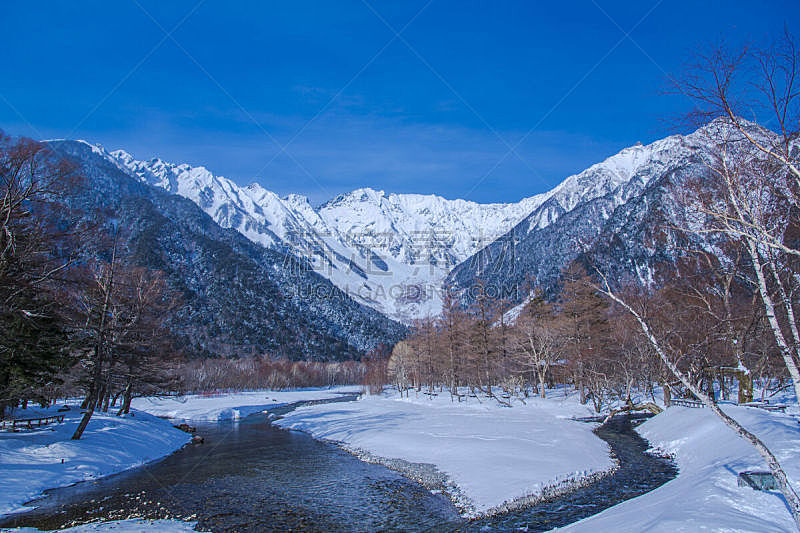 日本阿尔卑斯山脉,天空,里山,水平画幅,雪,无人,早晨,户外,湖,冬天