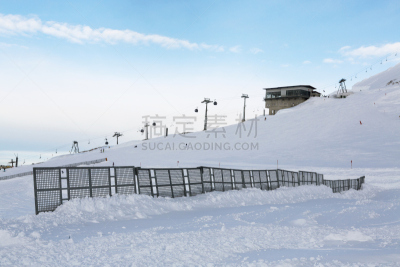 奥地利,阿尔卑斯山脉,滑雪雪橇,hintertux glacier,滑雪坡,尖头平底船,电缆,天空,度假胜地,水平画幅