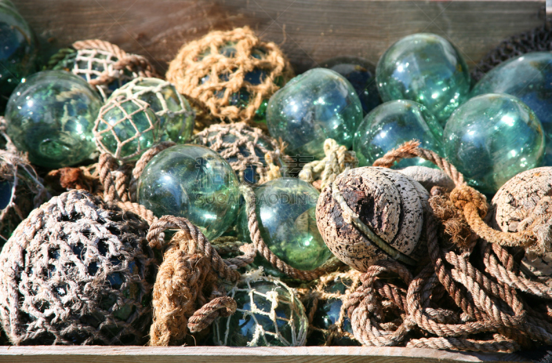 钓具,龙虾浮标,凸的,定界线,水,浮标,水平画幅,电灯泡,户外,棉