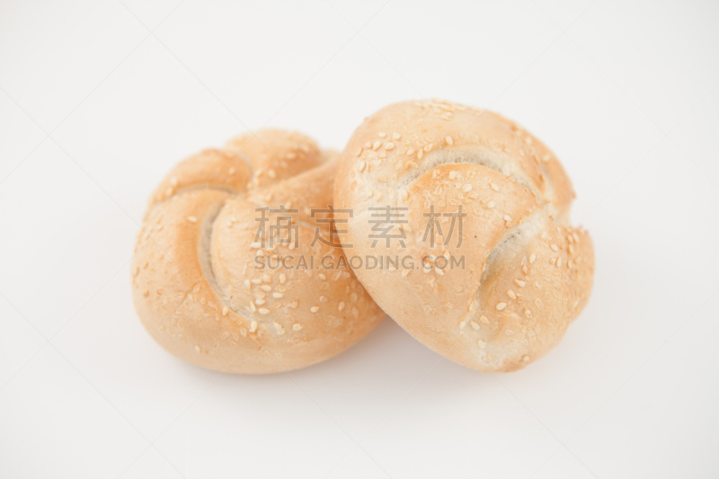 斜靠,芝麻面包,留白,桌子,水平画幅,折角小面包,无人,白色背景,面包店,小吃