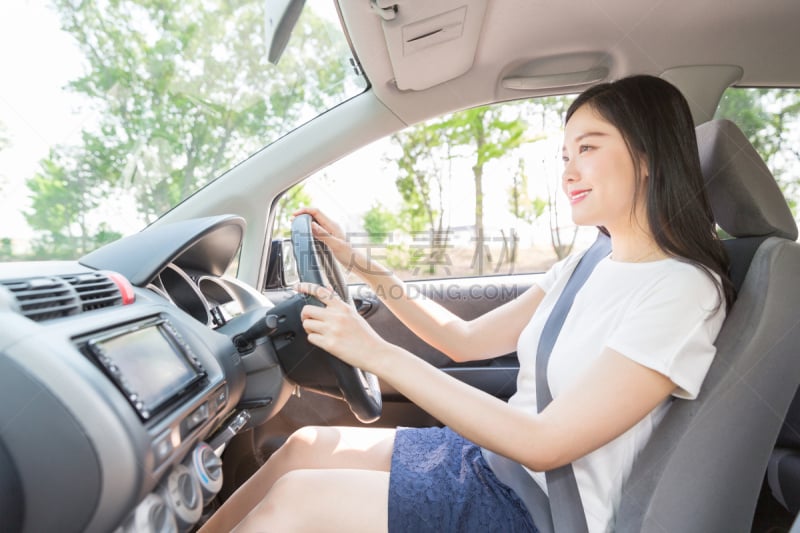 日本人,汽车,女人,驾驶座,亚洲人,仅女人,仅一个女人,水平画幅,仅日本人,日本