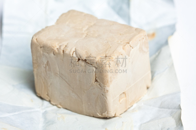 酵母,圣伯纳犬,烘焙师,饮食,水平画幅,无人,白色背景,背景分离,特写,影棚拍摄