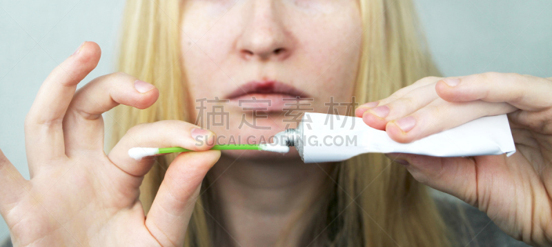 嘴唇,药膏,疱疹,穿衣服,女人,肿胀的,健康保健,水泡,药,皮肤病学