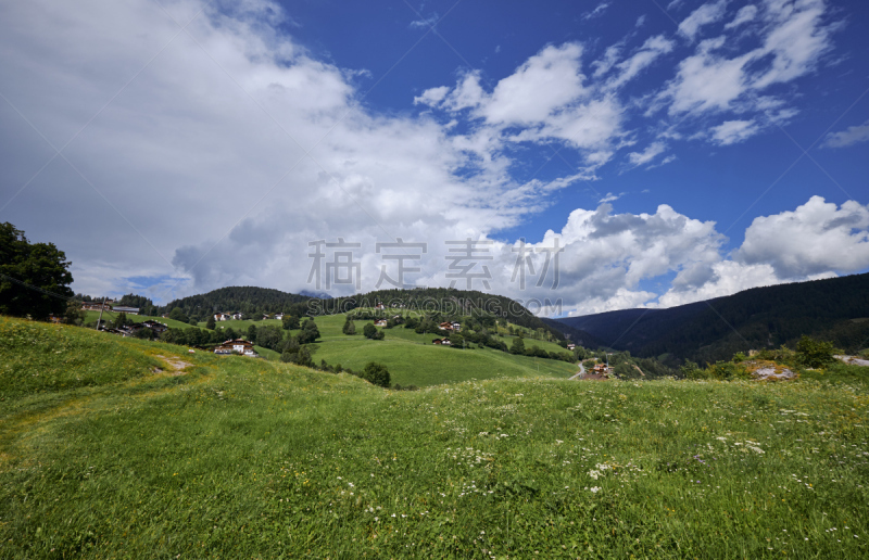 牧场,绿山国家森林公园,上阿迪杰,多洛米蒂山脉,天空,美,水平画幅,云,山,无人