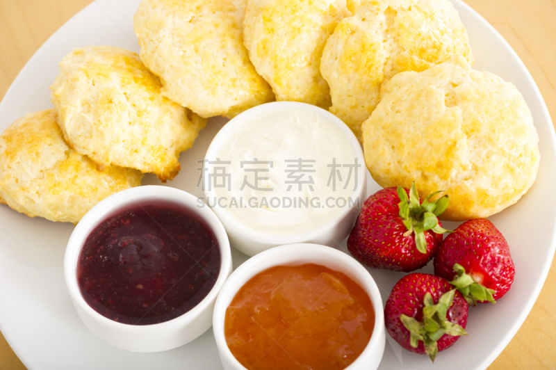 烤饼,凝乳,覆盆子酱,杏子酱,饮食,水平画幅,无人,盘子,即食食品,草莓