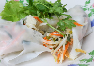 春卷,清新,洋葱,蔬菜,桌子,木制,鸡肉汉堡,卫星天线,明虾,虾