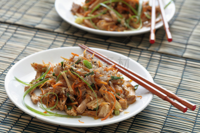 尤巴,沙拉,韩国食物,蔬菜,食品,酱油,中国食品,餐具,草席,胡萝卜