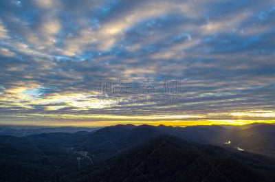 坎伯兰县,山口,尖峰,坎波兰县高原,蓝色山脊山脉,阿巴拉契亚山脉,天空,水平画幅,云,无人
