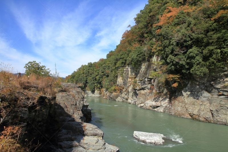 长土吕,崎玉县,秩父,日本,红松,悬崖,天空,沟壑,水平画幅,无人