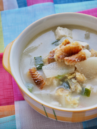 韩国食物,干的,汤,绿鳕,垂直画幅,古老的,韩国小菜,健康,白色,韩国