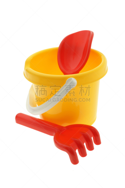 沙桶和沙铲,垂直画幅,无人,塑胶,背景分离,影棚拍摄,红色,白色,铲子,彩色图片