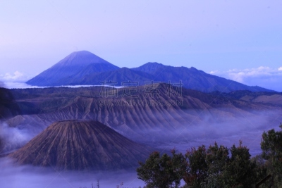 婆罗摩火山,国内著名景点,烟雾,户外,印度尼西亚,亚洲,东爪哇,爪哇,泗水,全景
