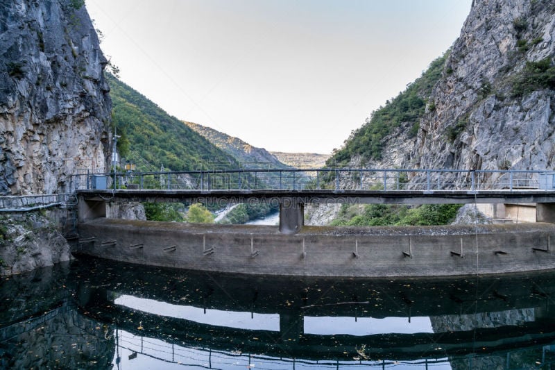 斯科普里,水坝,湖,峡谷,水力发电,环境,工程,建筑业,著名景点,商业金融和工业