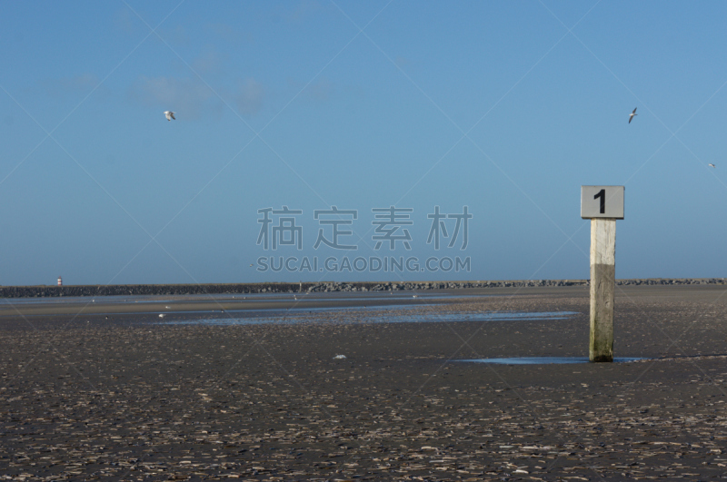 艾默伊登,海滩,杆,天空,女人,水平画幅,沙子,蓝色,成年的,户外