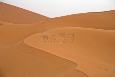 沙丘,摩洛哥,撒哈拉沙漠,erg chebbi dunes,天空,图阿雷格人,水平画幅,山,沙子,莫鲁加