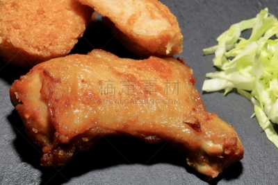 烤鸡,格子烤肉,日式烧鸡,水平画幅,十字花科,日本,鸡,肉,盘子,烤的