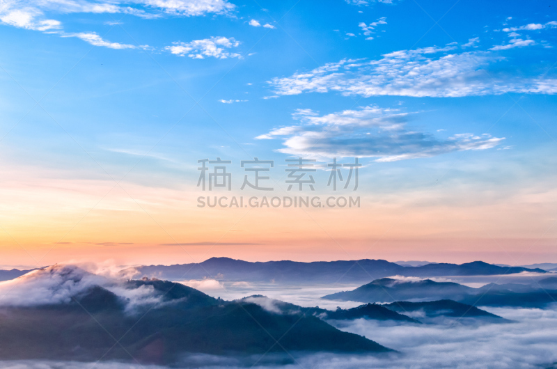 雾,山,多层效果,黎明,自然,水平画幅,无人,蓝色,湿,夏天
