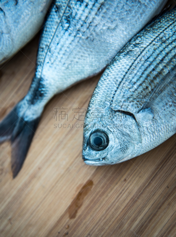 晚餐,海产,gilthead bream,健康食物,垂直画幅,室内,图像,海洋,案板,食物状态