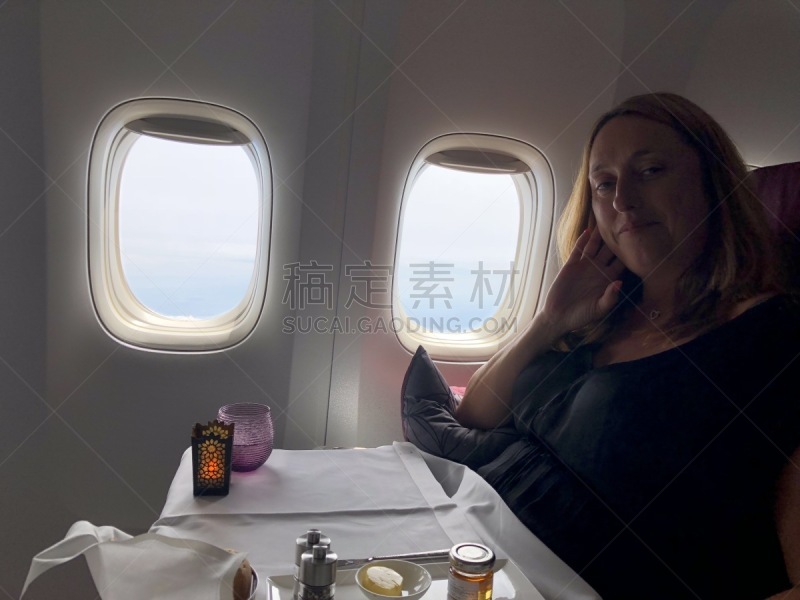 商务旅行,女人,飞机,清新,果汁,现代,饮料,商务,机票,头等舱