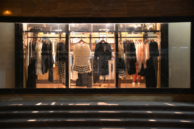 橱窗展示,服装店,零售展示,水平画幅,玻璃,商店,组物体,塑胶,现代,衣架